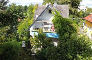 Haus kaufen in 85435 Erding, Viel Raum für Ihre Ideen - Wohnhaus mit großem Entwicklungspotenzial in Langengeisling