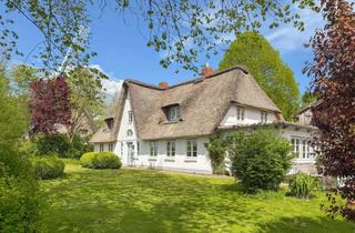Haus kaufen in 25821 Struckum, Einzigartiges Reetdachhaus mit idyllischem Bauerngarten in Nordseenähe
