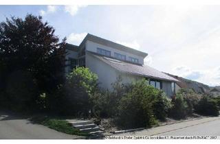 Haus kaufen in 98631 Grabfeld, Vielseitiges Haus mit Potenzial in ruhiger Lage von Jüchsen