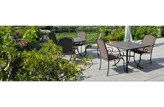 Haus kaufen in 54470 Bernkastel-Kues, Einzigartiges Anwesen in Alleinlage mit unverbaubarer Aussicht auf die Mosel