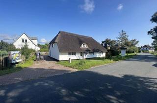 Bauernhaus kaufen in Dorfstraße 33, 18586 Middelhagen, Reetgedecktes Bauernhaus mit Boddenblick