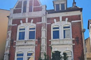 Mehrfamilienhaus kaufen in Wiesenstraße, 32756 Detmold, Sanierungsbedürftiges Mehrfamilienhaus in Detmold