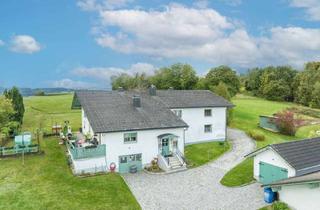 Haus kaufen in 94089 Neureichenau, Teilweise vermietetes Zweifamilienhaus in ruhiger Lage