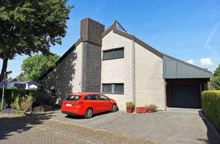 Haus kaufen in Sintherner Holzweg, 50129 Bergheim, adnota. - BERGHEIM-GLESSEN: FREISTEHENDES EIN-/ ZWEIFAMILIENHAUS MIT SONNENTERRASSEN + SONNENGARTEN!