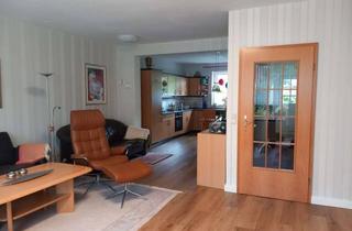 Immobilie mieten in 30855 Langenhagen, **Wunderschönes Reihenhaus über zwei Etagen in ruhiger Lage mit Garten und Terrasse in Langenhagen**