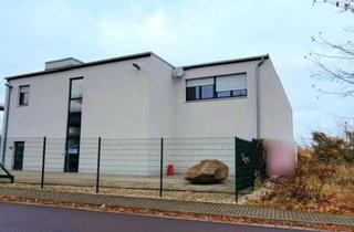 Gewerbeimmobilie kaufen in Zeppelinstraße, 06130 Damaschkestraße, Freistehende Gewerbeimmobilie