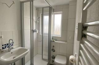 Wohnung kaufen in 78315 Radolfzell, Sonnige 2 Zi.-Whg. in einem ruhigen 3 Familienhaus mit großem Gartenanteil in Radolfzell