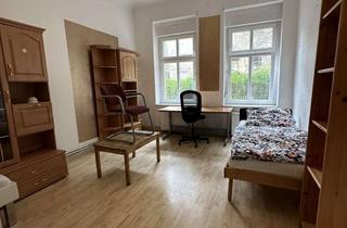 Wohnung kaufen in Indira-Gandhi-Straße 8-9, 13053 Weißensee, Renovierungsbedürftige??? 3-Zimmer Wohnung in Pankow Weißensee , 87m², Erdgeschoss