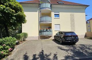 Wohnung kaufen in Franz-Schmidt-Weg, 79336 Herbolzheim, Exklusives Wohnerlebnis über den Dächern von Herbolzheim – Helle und moderne Dachgeschosswohnung