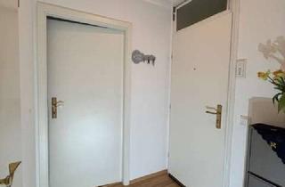 Wohnung kaufen in 30890 Barsinghausen, Modernisierte 2-Zimmer-Wohnung mit Südbalkon im 1. Obergeschoss