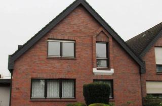 Wohnung mieten in 49661 Cloppenburg, Ruhige Oberwohnung mit schönem Balkon u. EBK in freundlichem 2-Familienhaus