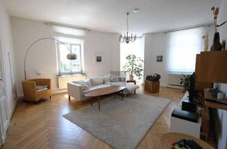Wohnung mieten in 90408 Nürnberg, City Immobilien - Jugendstilwohnung mit 196 m² Wohnfläche direkt am Friedrich-Ebert-Platz
