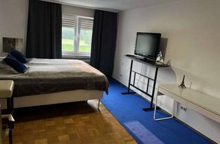 Wohnung mieten in Poststraße 40, 61449 Steinbach, WG Zimmern für 1 oder 2 Personen in Baden-Baden (Steinbach)