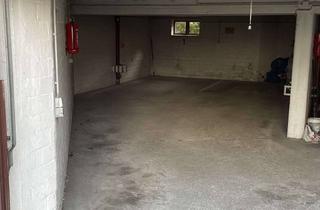 Garagen mieten in Am Scharfenstein XX, 40223 Flehe, Flehe: Tiefgaragenstellplatz "Am Scharfenstein"