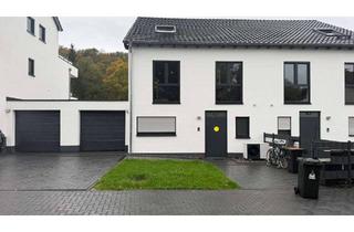 Haus kaufen in Weienhard 20a, 53783 Eitorf, Wohnen im Grünen! Neubau mit viel Platz für die Familie: Garten, Terrasse, Balkon, Garage