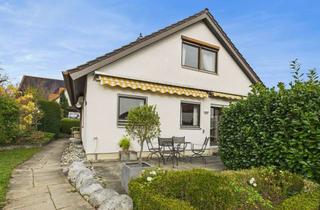 Einfamilienhaus kaufen in 72766 Reutlingen, Charmantes Einfamilienhaus mit großem Grundstück in zentraler Ortslage