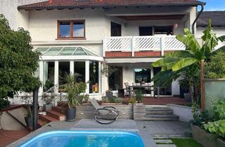 Haus kaufen in Schwarzwaldstraße 16, 76661 Philippsburg, Lichtdurchflutetes modernes Haus mit Garten und Pool