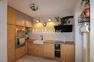 Haus kaufen in 38239 Salzgitter, Teilrenoviertes Reihenendhaus mit Potenzial + 3 Garagen in Salzgitter-Thiede