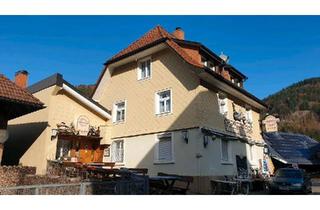 Haus kaufen in 79674 Todtnau, Todtnau - Gaststätte mit Wirtswohnung + 2 Wohnungen + 2 Garagenzu verkaufen