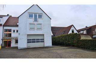 Gewerbeimmobilie kaufen in Großreuther Straße 140, 90425 Nürnberg, Nürnberg - Provisionsfrei* Werkstatt-, Betriebsgebäude mit zwei Wohnungen und Garagen