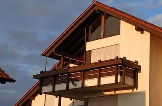 Wohnung kaufen in 74245 Löwenstein, Löwenstein - Schöne 2,5-Zimmer-DG-Wohnung mit Balkon (traumhafter Weitblick)