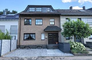 Haus kaufen in 52372 Kreuzau, Kreuzau - Zweifamilienhaus.