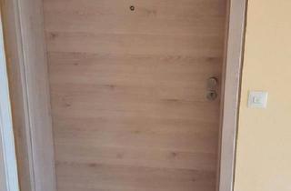 Wohnung kaufen in 95632 Wunsiedel, Wunsiedel - 2 Zimmer Wohnung mit Balkon 5,2% Rendite