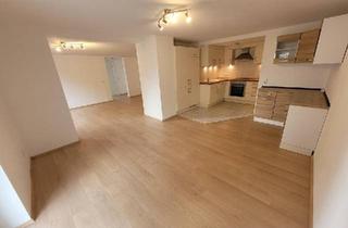 Wohnung kaufen in 78073 Bad Dürrheim, Bad Dürrheim - Renditeobjekt 3,5-Zimmer Wohnung mit Balkon in Bad Dürrheim