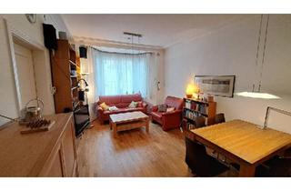 Wohnung kaufen in 70193 Stuttgart, Stuttgart - Altbauwohnung 3 Zi, 82 m² in Stuttgart West (Hölderlinplatz)