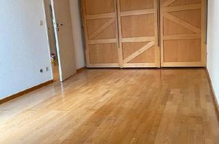 Wohnung kaufen in 33605 Bielefeld, Bielefeld - Dachgeschosswohnung