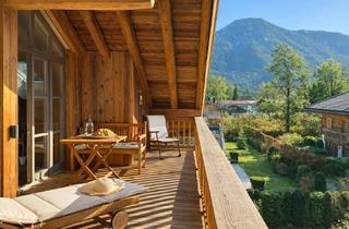 Wohnung kaufen in 83700 Rottach-Egern, Tegernseer Lebensart – Exklusives Design-Dachgeschoss mit Zweitwohnsitz in Premiumlage