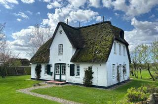 Wohnung kaufen in 25938 Dunsum, Zauberhafte Ferienwohnung unter Reet im Deichhof