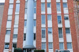 Wohnung kaufen in 41515 Grevenbroich, Top-Wohnung mit Aufzug, Klima, Balkon, Dachterrasse und Pkw-Stellplatz in Grevenbroich