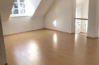 Wohnung mieten in Kirchplatz, 82049 Pullach, Pullach - Frisch Renoviert -2-Zimmerwhg., Küche, Bad/WC, Flur, Balkon, Kellerabt. u. TG-Stellplatz