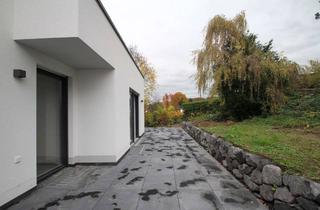 Wohnung mieten in Bergstr. 50, 53773 Hennef, Großzügige 3-Zimmer-Wohnung mit Terrasse und Garage - exklusives Wohnen in Top-Lage!