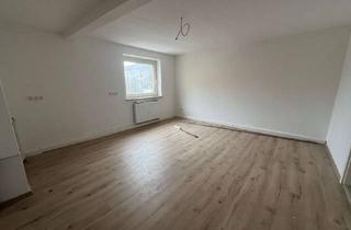 Wohnung mieten in 95028 Innenstadt, Zentrale 4-Zimmer-Wohnung mit Dachgeschosszimmern in Hof