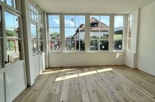 Wohnung mieten in Hauptstraße 312, 04416 Markkleeberg, Einzigartig und hochwertig sanierte 2-Raum-Wohnung mit Dachterrasse! *Stellplatz*FBH*Designerbad*