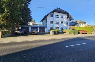 Haus kaufen in 56457 Hergenroth, ** Top gepflegtes 3-Parteienhaus mit drei Garagen in sonniger Lage nahe Westerburg **