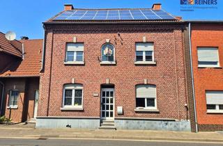 Einfamilienhaus kaufen in Waldhufenstr. 179, 52525 Heinsberg, Handwerkertraum: Einfamilienhaus mit großem Potenzial und Gestaltungsspielraum