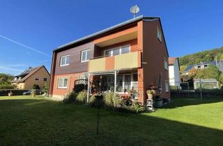 Haus kaufen in 95497 Goldkronach, **Zweifamilienhaus mit Potenzial in Goldkronach**