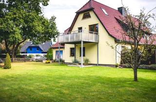 Haus kaufen in 18374 Zingst, 2 - Familienhaus mit Baugrundstück in Waldrandlage in Zingst