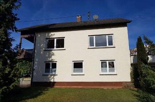 Haus kaufen in Bühler Weg, 89278 Nersingen, Geräumiges 7,5-Zimmer Haus in Nersingen / OT Straß