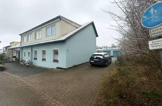 Anlageobjekt in 38239 Thiede, Teilrenoviertes Reihenendhaus mit Potenzial + 3 Garagen in Salzgitter-Thiede