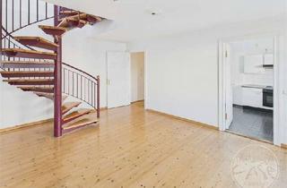 Wohnung kaufen in Chausseestraße, 10115 Mitte, Helle 2-Zimmer-Maisonette im Gartenhaus mit Aufzug - Mitte