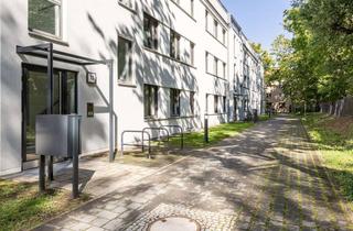 Wohnung kaufen in Schloßpark Biesdorf, 12683 Biesdorf, Familienwohnung mit S/W Terrasse, EBK, Garage, Aufzug direkt am Schlosspark Biesdorf