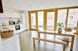 Wohnung kaufen in 71083 Herrenberg, 3 Zimmer Citywohnen: Urban, architektonisch anspruchsvoll, ökologisch vorbildlich