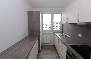 Wohnung mieten in Maxim-Gorki-Straße 57, 09599 Freiberg, *Herzhaft UND Süß* - 2RW mit Einbauküche, Badewanne und Balkon