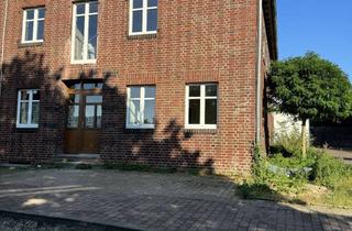 Wohnung mieten in Pfarrer-Erbel-Weg 2a, 52525 Waldfeucht, Renovierte 3,5-Zimmer-Wohnung mit Balkon in Waldfeucht