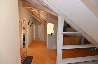 Wohnung mieten in 72290 Loßburg, Sehr gepflegte, vollständig möblierte 2,5-Zimmer-Wohnung mit zwei Balkonen