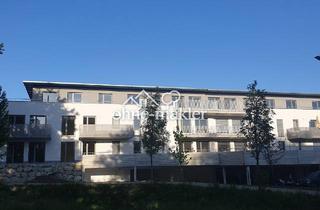 Wohnung mieten in 85604 Zorneding, 3-Zimmer-Erdgeschosswohnung mit großer Terrasse (Neubau 2022, A+, kein Gas, kein Öl)